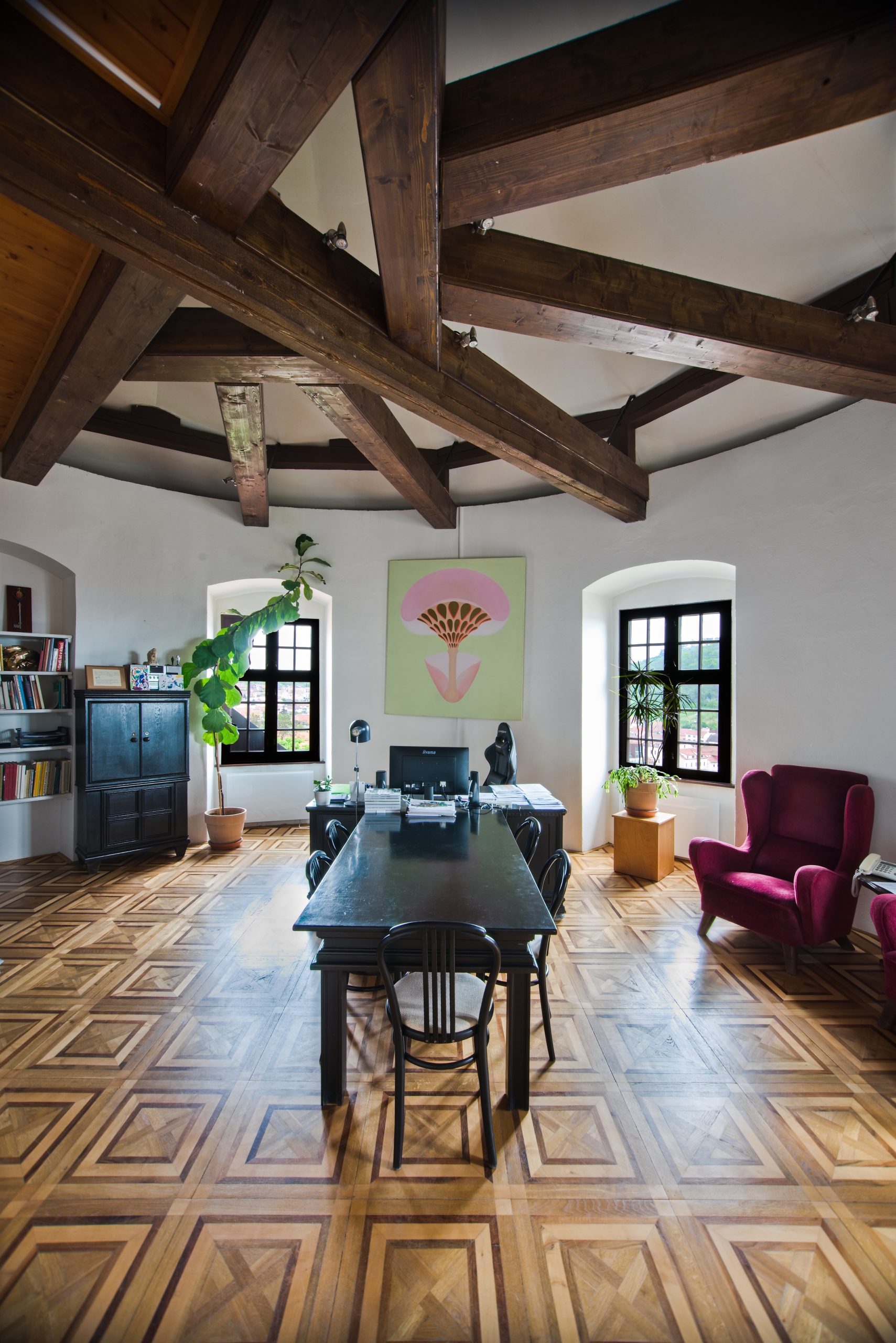 Fotografie ředitelské kanceláře Regionálního muzea v Mikulově